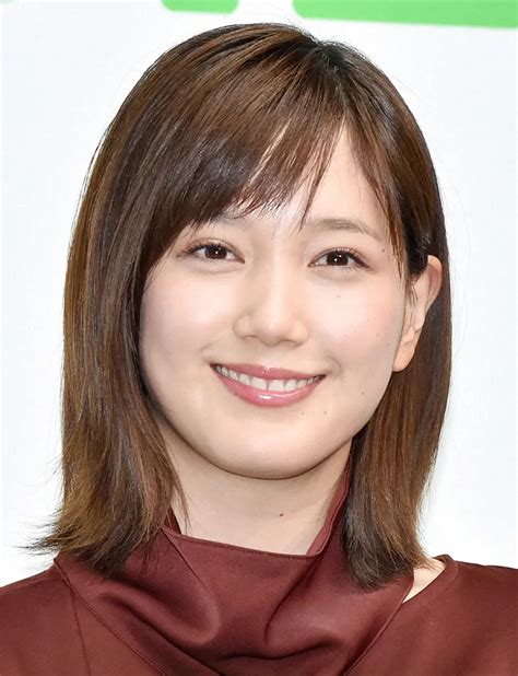 女優 コラ画像|本田翼、インスタで青木崇高のコラ画像を投稿 「も。